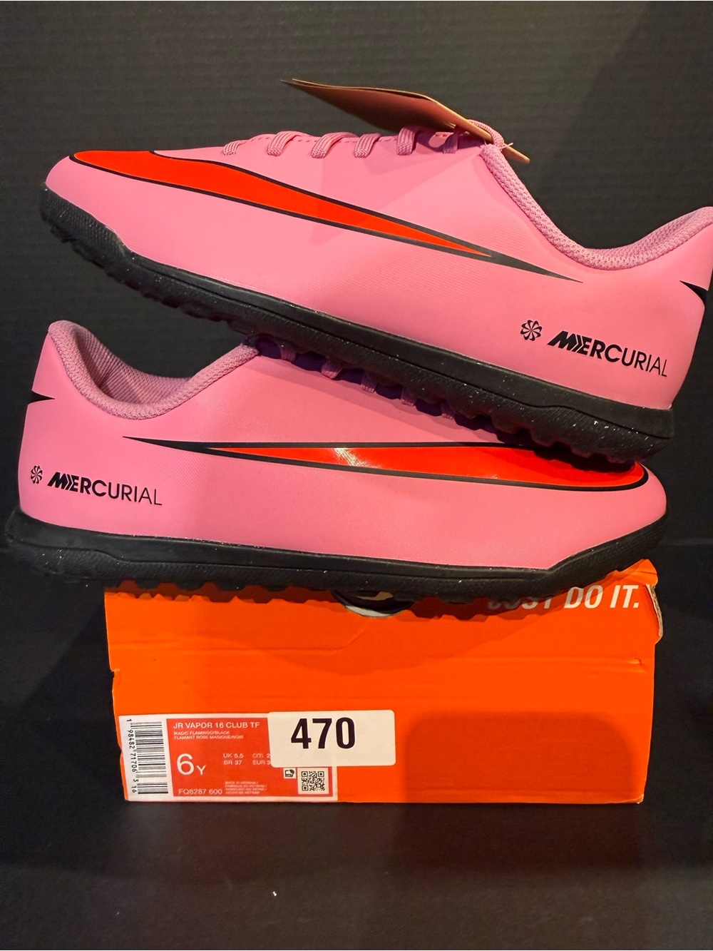 Nike Mercurial Girls' Pink Soccer Turf Shoes 6Y/7.5W